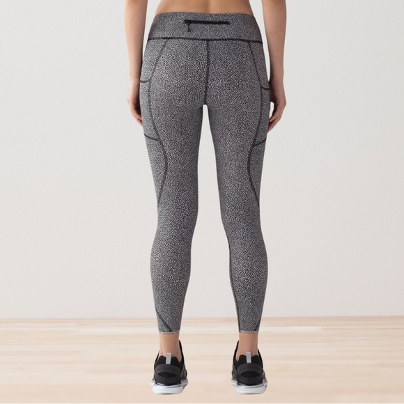 Lululemon Tight Stuff Tight II - Picture 3 of 11